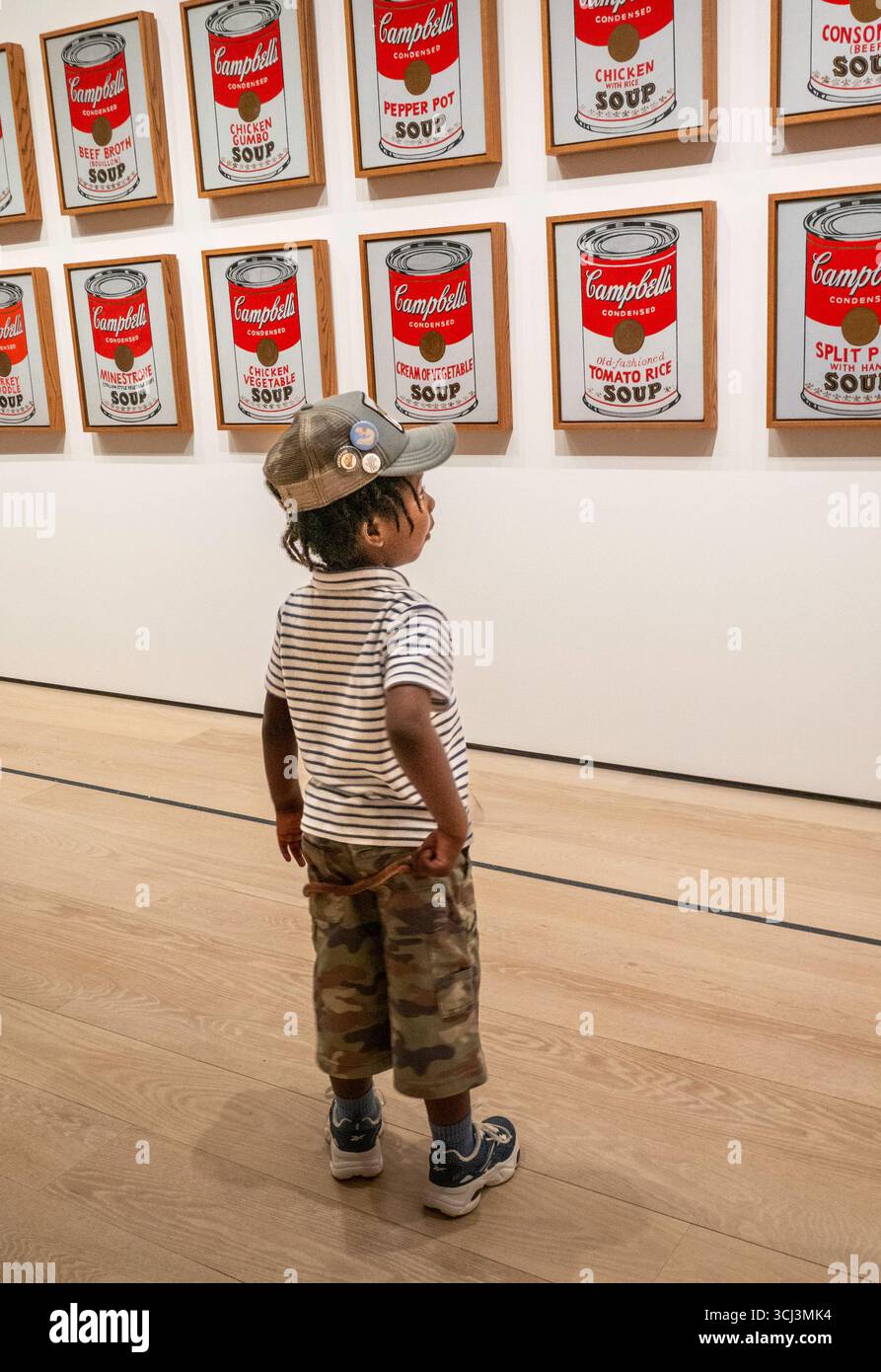 Das Museum of Modern Art ist eine beliebte Kulturinstitution in New York City, USA 2025 Stockfoto