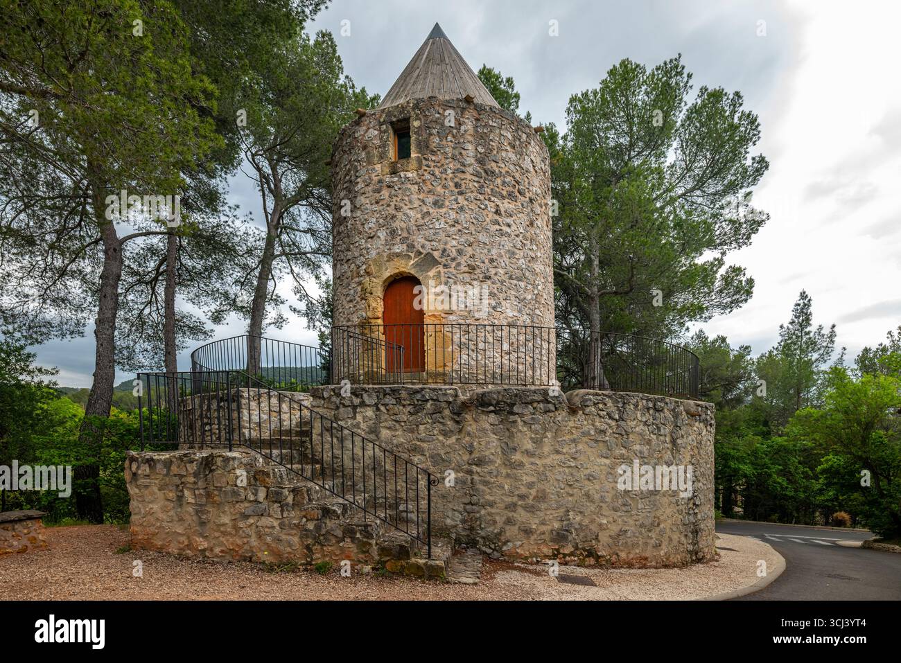 MOULIN DE CEZANNE (CA. 17. JH.) LE THONOLET AIX-EN-PROVENCE PROVENCE FRANKREICH Stockfoto