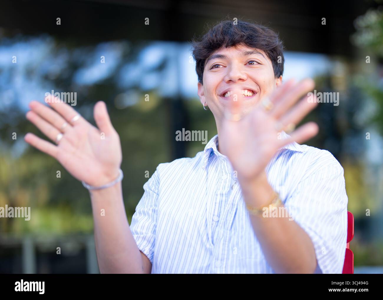 Johannes Pietsch, alias JJ, WSA-Gewinner 2025, am Donnerstag, den 4. September, 2025 in Wien, Österreich, während eines Interviews mit APA - Austria Press Agency über seine neue Single. - 20250904 PD2220 Credit: APA-PictureDesk/Alamy Live News Stockfoto