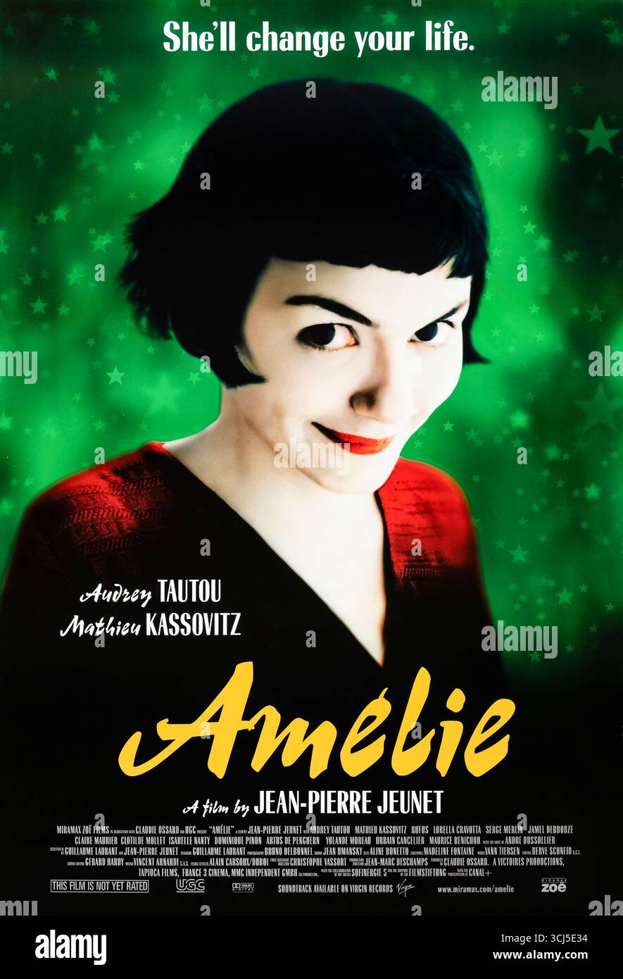 Amélie (2001) unter der Regie von Jean-Pierre Jeunet mit Audrey Tautou, Mathieu Kassovitz und Rufus. Eine schüchterne Montmartre-Kellnerin entwickelt heimlich kleine Freundlichkeit, die das Leben von Fremden verändern, während sie Liebe und Zugehörigkeit sucht. Foto eines Original-Posters aus dem Jahr 2001 (USA), das NUR FÜR REDAKTIONELLE ZWECKE VERWENDET WIRD. Quelle: BFA/Miramax Stockfoto