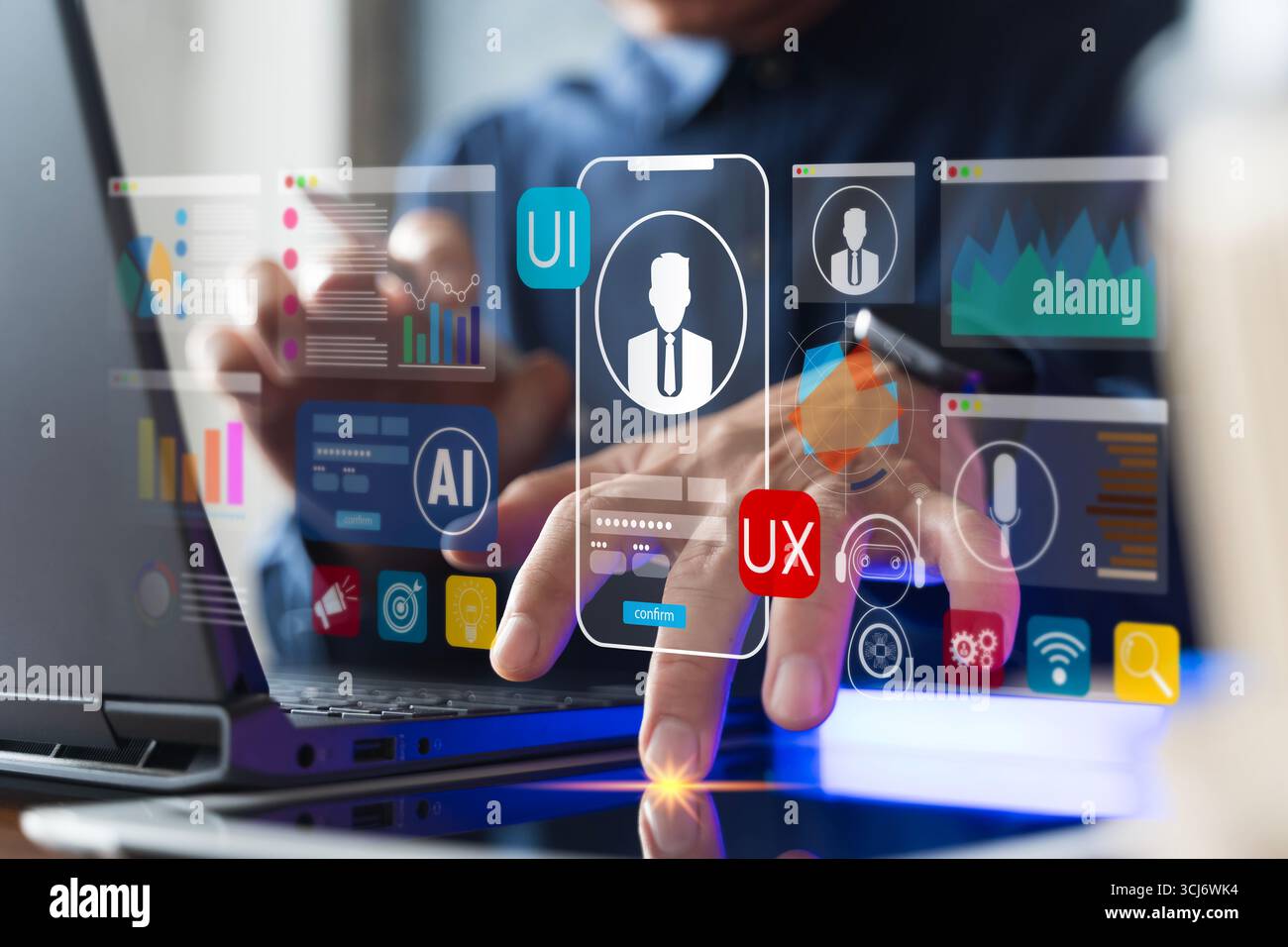 Nahaufnahme eines Geschäftsmanns, der Hand an einem Laptop mit UI- und UX-Symbolen, künstlicher Intelligenz, Datenanalyse und digitaler Schnittstellentechnologie für Mob arbeitet Stockfoto