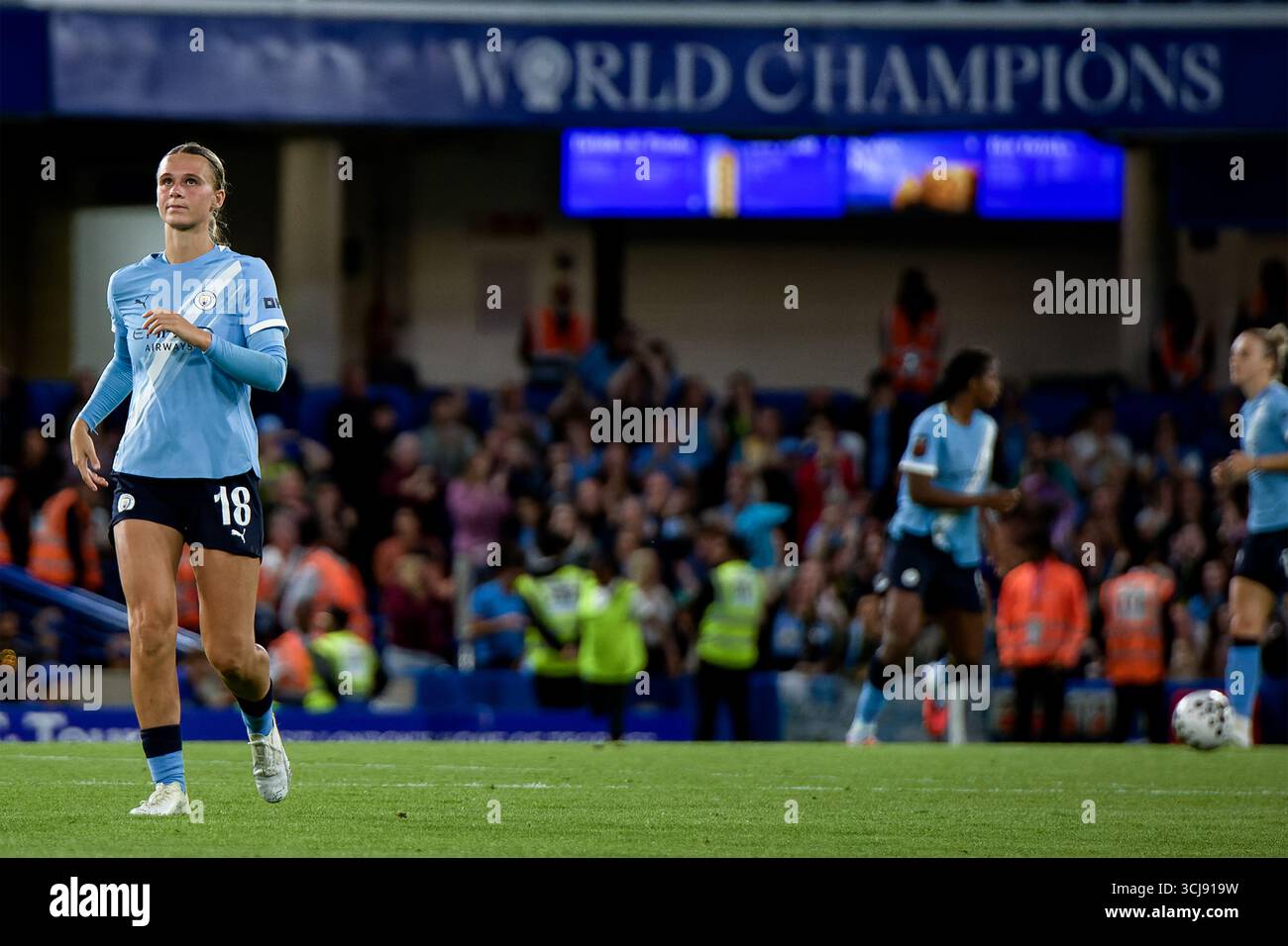 London, Großbritannien. September 2025. London, England, 05. September 2025: Kerstin Casparij (18 Manchester City) während des Spiels der Womens Super League zwischen Chelsea und Manchester City an der Stamford Bridge in London. (Foto: Pedro Porru/Sports Press Photo/SPP) Credit: SPP Sport Press Photo. /Alamy Live News Stockfoto