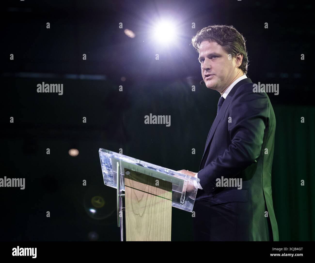 ROTTERDAM – der Vorsitzende der Liste, Henri Bontenbal, hält eine Rede auf einer CDA-Parteikonferenz. Während des Treffens wurden die Stimmen auf die Kandidatenliste und das Wahlprogramm für die Wahlen des Repräsentantenhauses abgegeben. ANP REMKO DE WAAL niederlande raus - belgien raus Stockfoto
