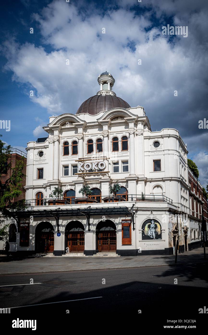 DAS KOKO London ist ein Konzertsaal und ehemaliges Theater in Camden Town, London. Das Gebäude war von 1982 bis 2004 als Camden Palace bekannt. Koko Concert Theatre Stockfoto