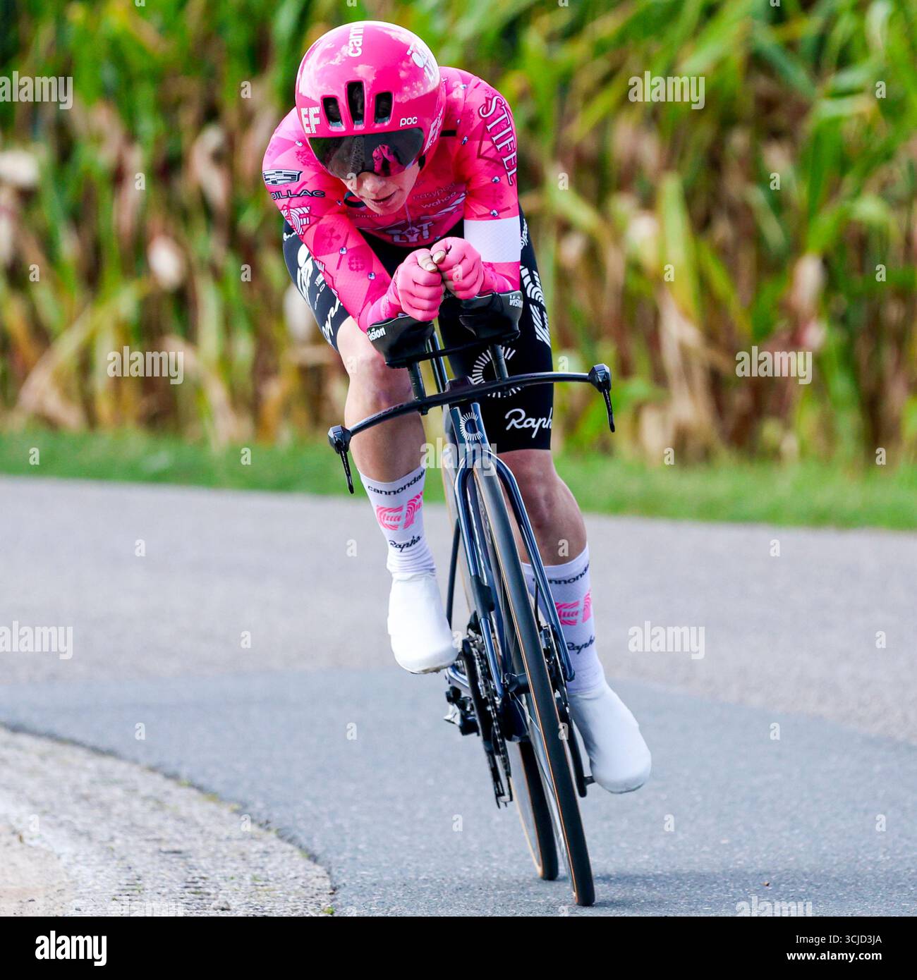 Nina Kessler – EF Education – Oatly im Stage 5 Doetinchem-Westendorp ITT der Simac Ladies Tour 2025 am 6. September 2025 in Doetinchem, Niederlande. (Quelle: Warz Brinkerhof/MTB-Foto/Alamy Live News) Stockfoto
