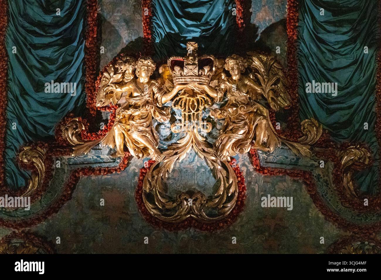 Detail von James II. Bett Kopfteil im Venetian Bedroom, Knole House, Sevenoaks, Kent, England Stockfoto