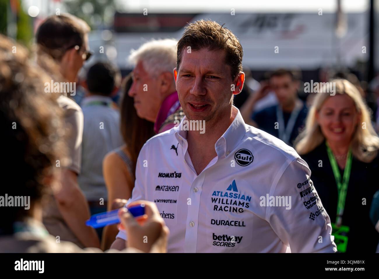 RENNSTRECKE MONZA, ITALIEN - SEPTEMBER 07: James Vowles, Williams Racing FW47 aus Großbritannien während des Großen Preises Italiens auf dem Rennkurs Monza am Sonntag, den 07. September 2025 in Monza, Italien (Foto: Michael Potts/BSR Agency) Stockfoto