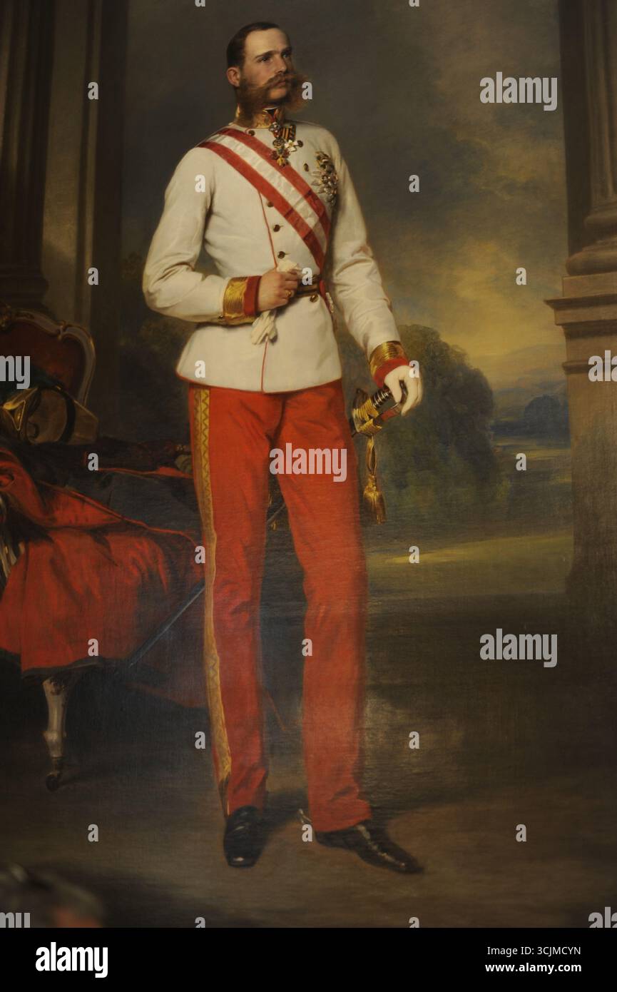 Porträts von Kaiser Franz Joseph. Diese Ölgemälde zeigen den Habsburgermonarchen in formaler Kleidung Stockfoto