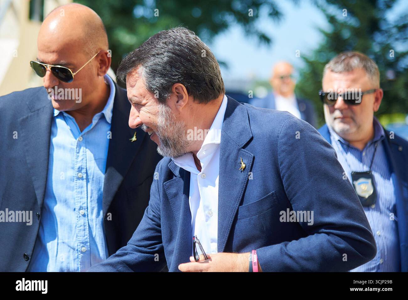 Nachrichten - Matteo Salvini eröffnet die Lega-Wahlkampagne in Kalabrien für die Regionalwahlen mit Roberto Occhiuto e Claudio Durigon Matteo Salvini eröffnet die Legas-Wahlkampagne in Kalabrien für die Regionalwahlen. Während Matteo Salvini den Wahlkampf der Lega in Kalabrien für die Regionalwahlen mit Roberto Occhiuto e Claudio Durigon, News in Catanzaro, Italien, 08. September 2025 Catanzaro Parco biodiversita mediterranea Michele Traversa Italien Copyright: XAntonioxMoniacix/xLiveMediax LPN_2014758 Stockfoto