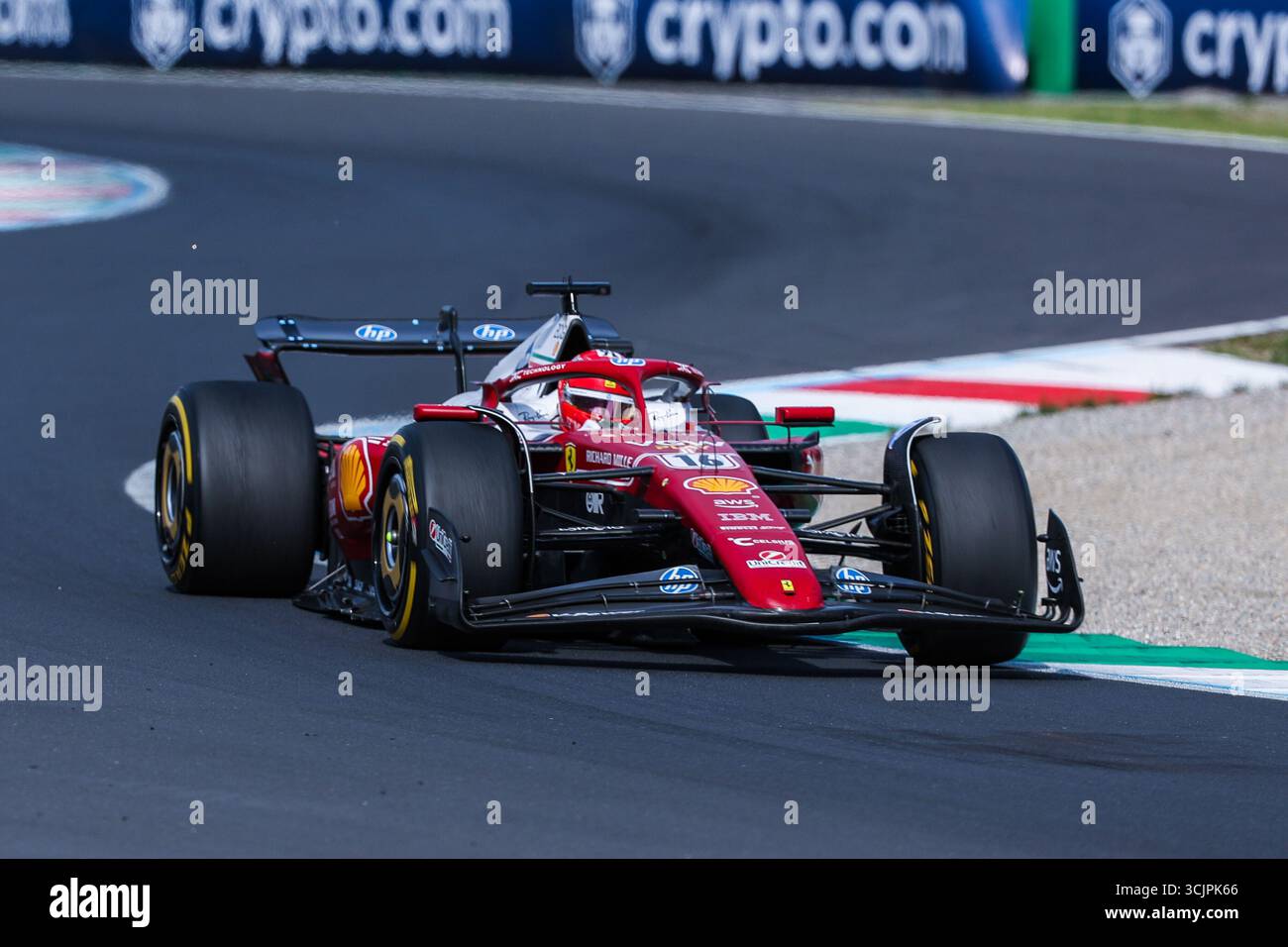 Monza, Italien. September 2025. Charles Leclerc aus Monaco und Scuderia Ferrari HP SF-25 (16) beim Formel 1 Grand Prix von Italien 2025 - Rennen beim Autodromo Nazionale Monza Credit: dpa/Alamy Live News Stockfoto