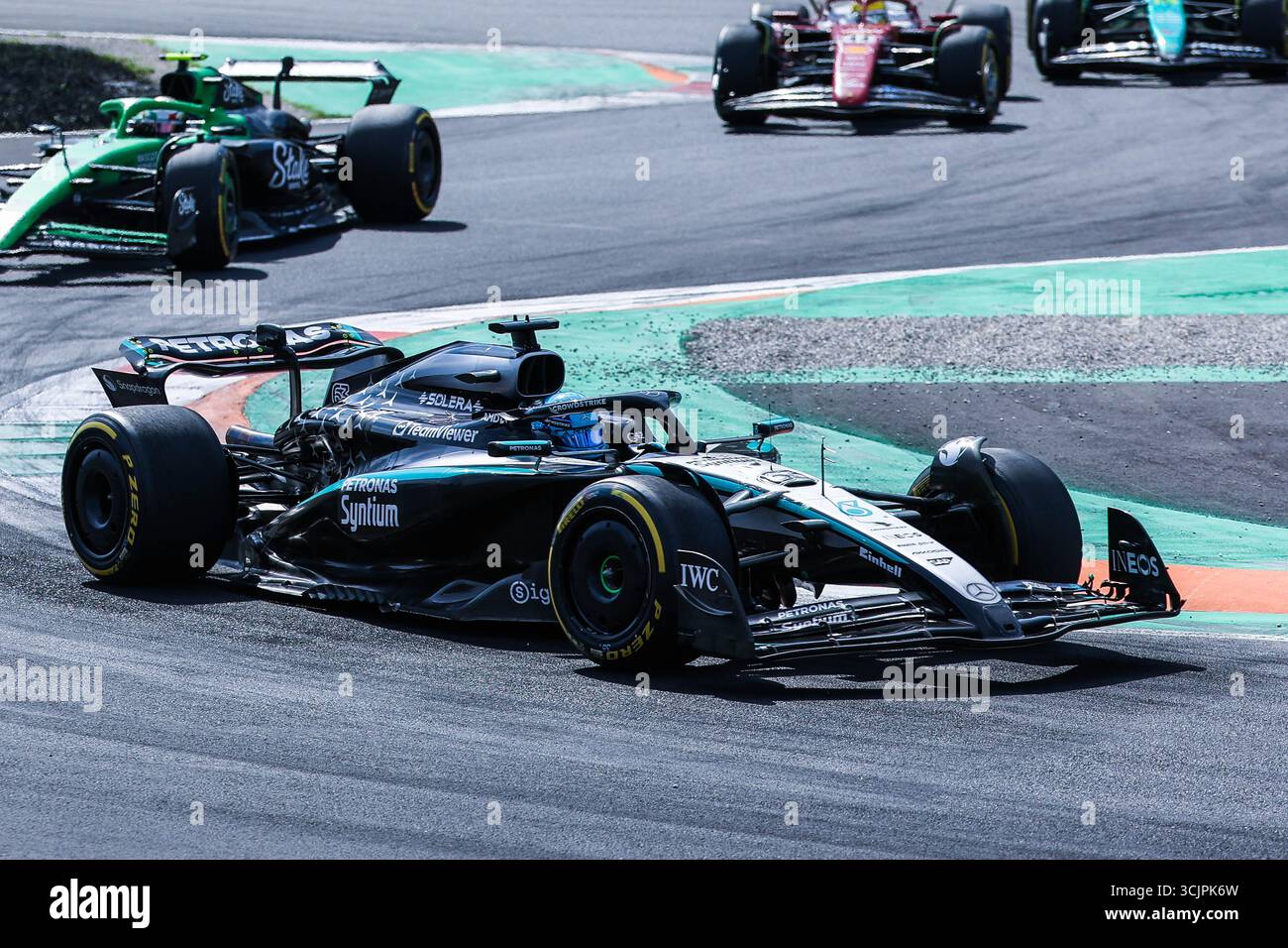 Monza, Italien. September 2025. George Russel aus Großbritannien und Mercedes AMG Petronas Formel-1-Team W16 (63) beim F1 Grand Prix von Italien 2025 - Rennen beim Autodromo Nazionale Monza Credit: dpa/Alamy Live News Stockfoto