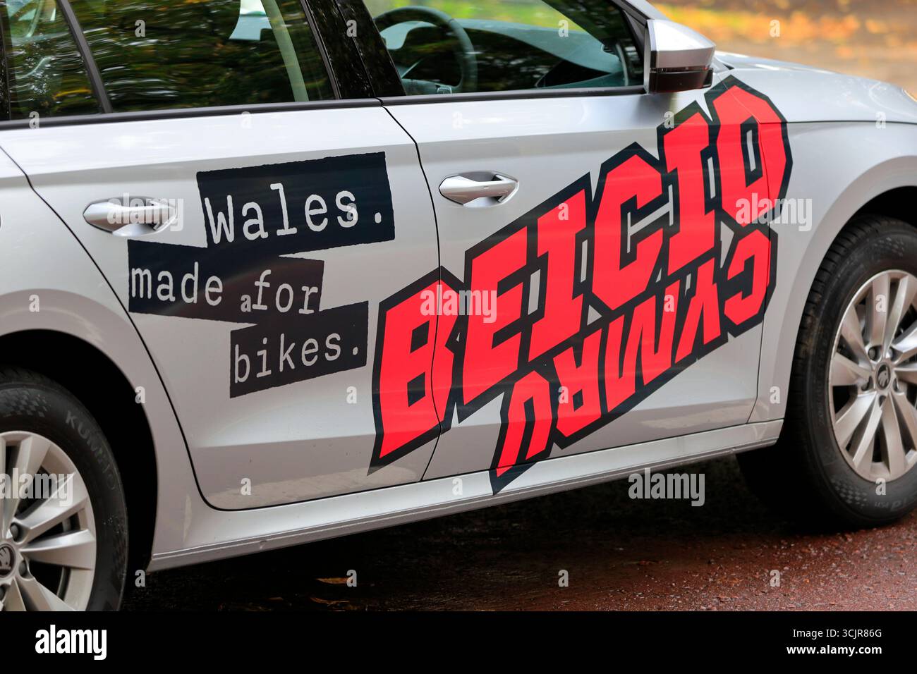 Beicio Cymru (ehemals Welsh Cycling Federation) Car, 2025 Tour of Britain Cycling Race, Cardiff, 7. September 2025 Stockfoto
