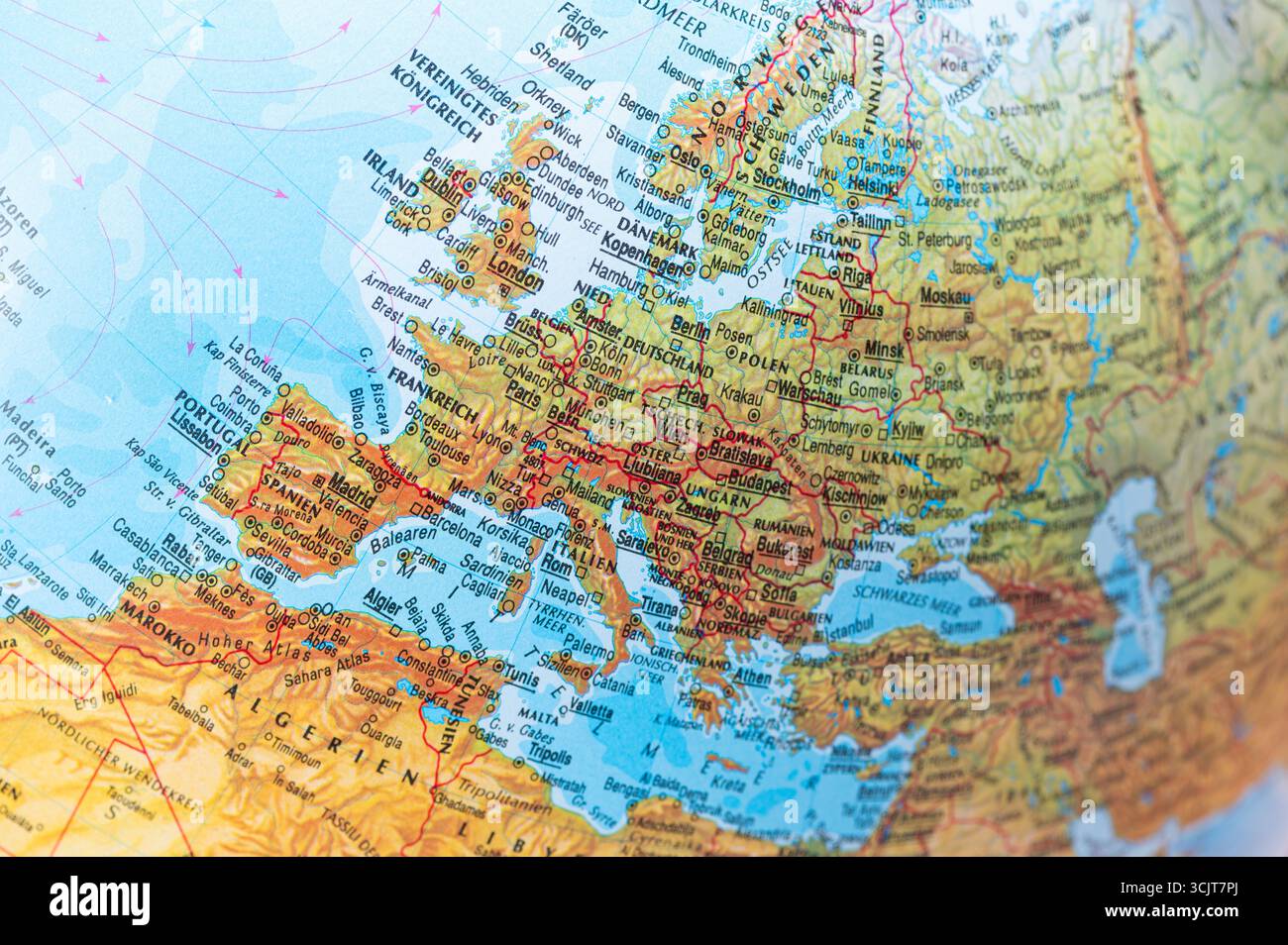 Detaillierte Karte Mit Ländern Und Geografischen Merkmalen Europas. Stockfoto