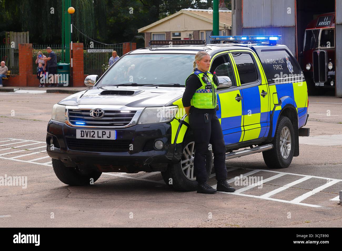 Humberside Police Rural Task Force, die bei einer Notfall-Service-Veranstaltung im Trolleybus-Museum in Sandtoft zu sehen ist Stockfoto
