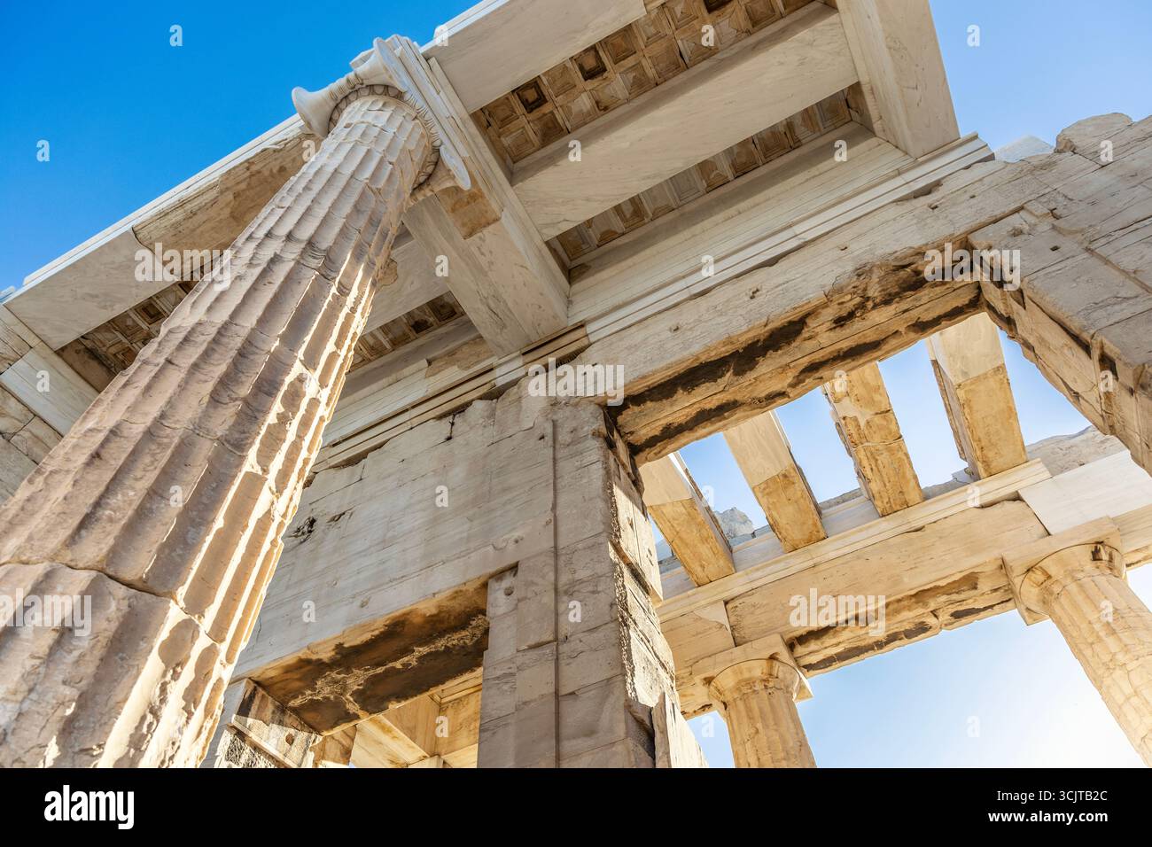 Propyläen-Tor zur Akropolis, Athen, Griechenland Stockfoto