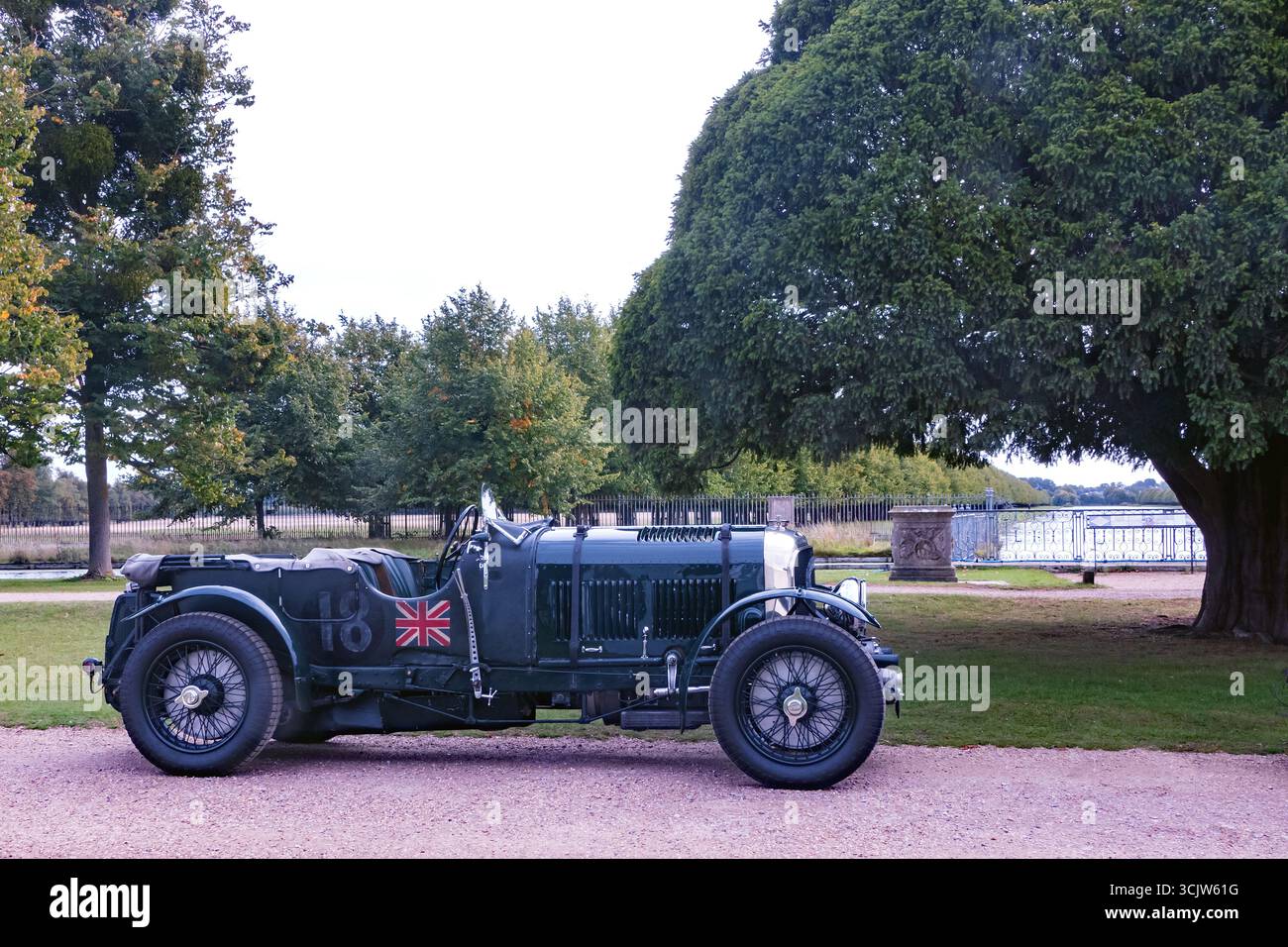1929 Bentlet 4 1/2 Supercharged beim Concours of Elegance im Hampton Court Palace London UK 2025 Stockfoto