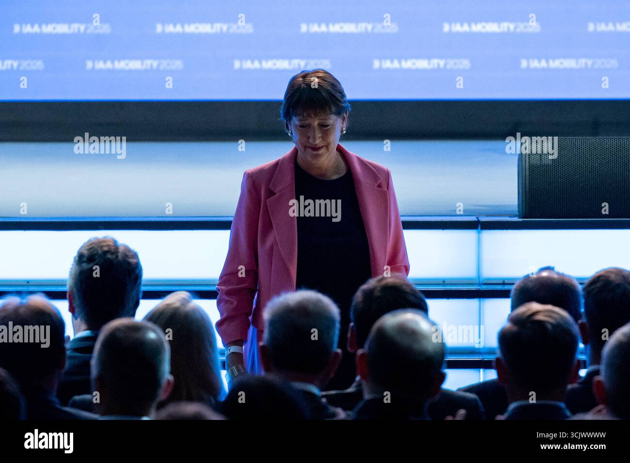 München, Bayern, Deutschland - 9. September 2025: : IAA Mobility 2025 in München. Eröffnungsfeier, Hildegard Müller Präsidentin - Verband der Automobilindustrie / VDA *** IAA Mobility 2025 Messe in München. Eröffnungsfeier, Hildegard Müller Präsidentin Verband der Automobilindustrie / VDA Stockfoto