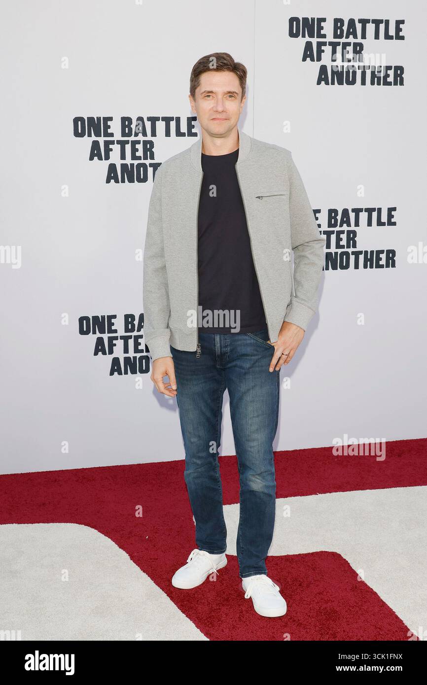 September 2025, Los Angeles, Kalifornien, USA: Topher Grace bei der Weltpremiere von One Battle After Another im TCL Chinese Theatre IMAX (Credit Image: © Nina Prommer/ZUMA Press Wire) NUR REDAKTIONELLE VERWENDUNG! Nicht für kommerzielle ZWECKE! Stockfoto