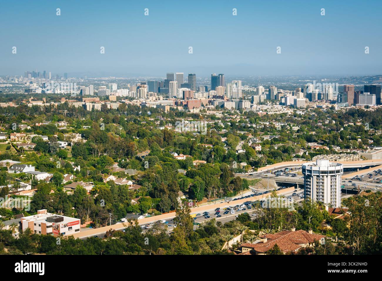Blick auf Los Angeles vom Getty Center, Los Angeles, Kalifornien. Stockfoto