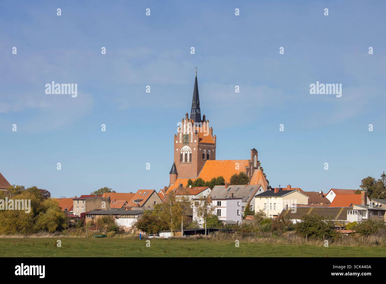 Blick auf die St. Marienkirche in Usedom, Insel Usedom, Mecklenburg-Vorpommern, Deutschland Stockfoto Blick auf die St. Marienkirche in Usedom, Insel Usedom, Mecklenburg-Vorpommern, Deutschland Stockfoto