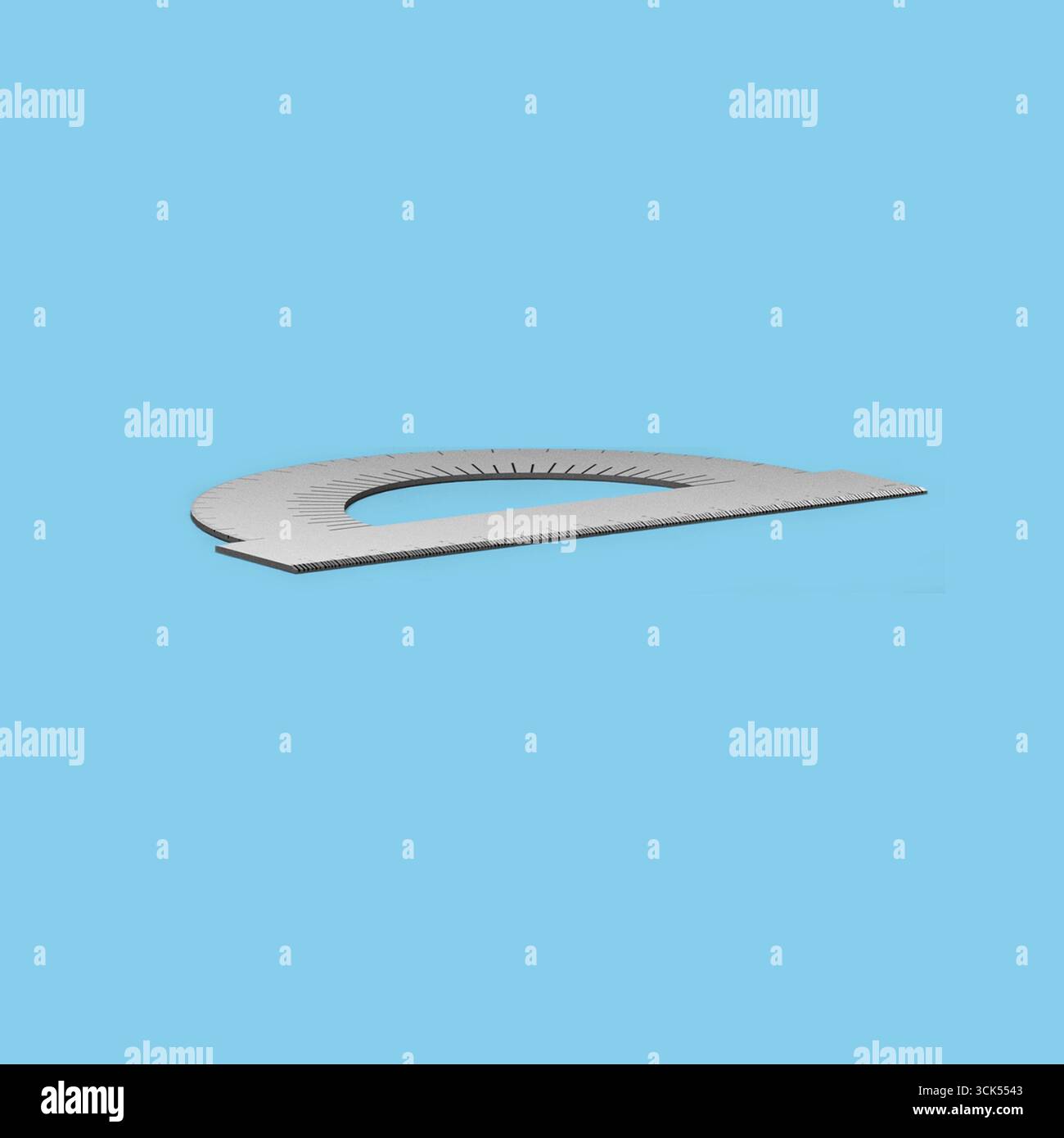 Ein schlanker, moderner Winkelmesser für präzise Winkelmessungen in Geometrie und Entwurf. Stockfoto