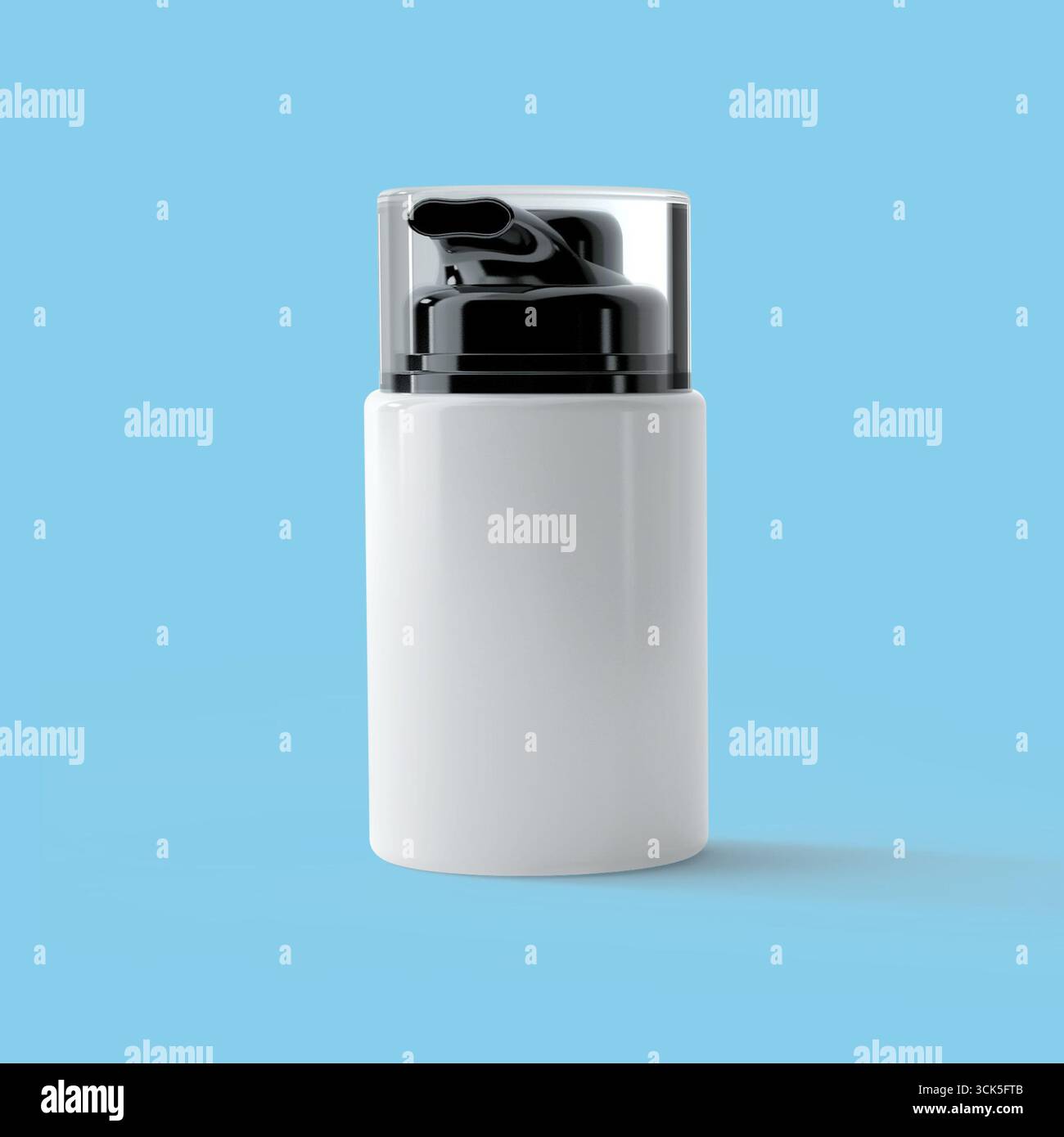 Eine schlanke, weiße kosmetische Pumpflasche für die Abgabe von Lotionen oder Cremes. Stockfoto