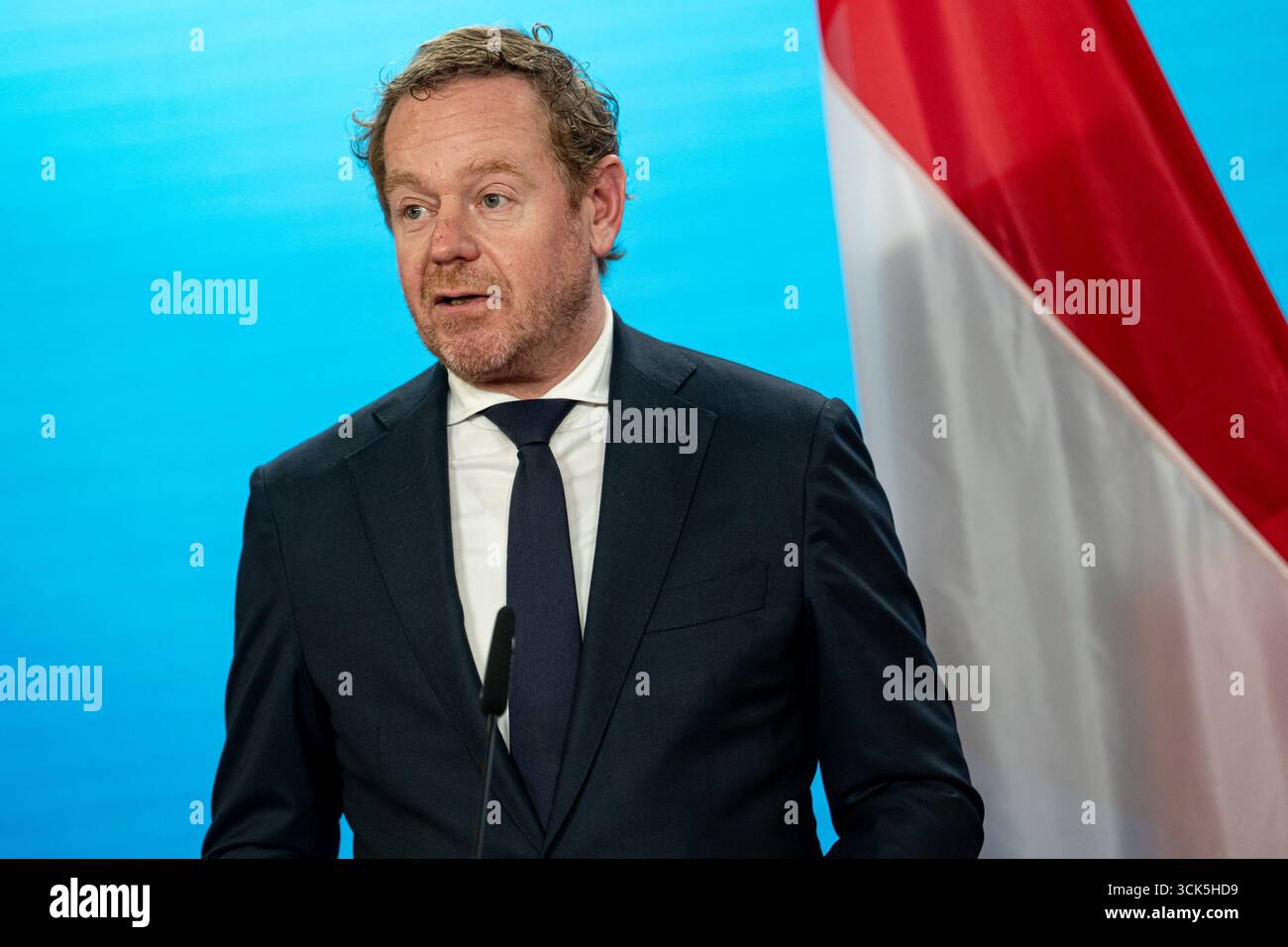 Berlin, Deutschland. September 2025. David van Weel, Außenminister der Niederlande, spricht auf einer Pressekonferenz im Auswärtigen Amt. Quelle: Fabian Sommer/dpa/Alamy Live News Stockfoto