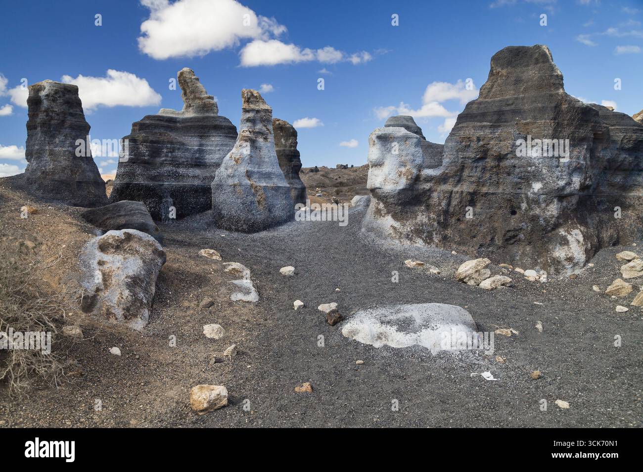 Hoodoos und Schornsteine in Stratified City, Lanzarote, Kanarischen Inseln, Spanien. Stockfoto