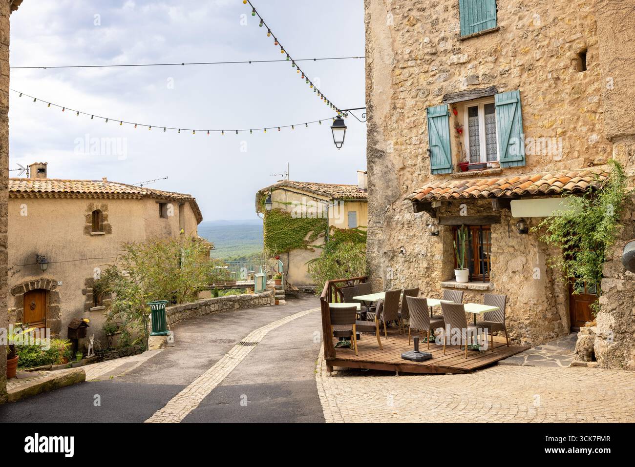 Häuser im alten Dorf Tour im Departement VAR, Provence, Frankreich Stockfoto