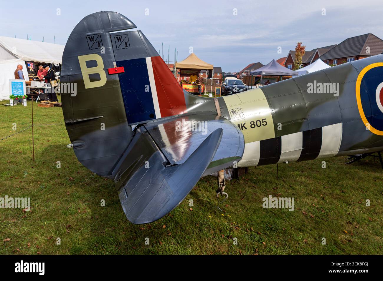 Überholte Spitfire Mark IX LF MK105. Avro Heritage Centre 1940's Weekend 2025. Stockfoto