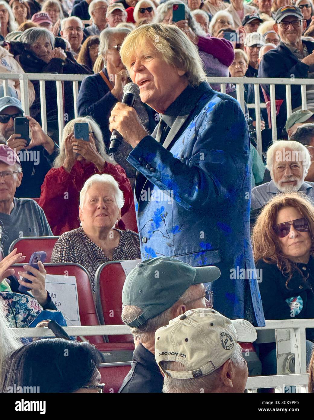 9/2025 Hiolmdel, NJ Hermans Hermits Frontmann Peter Noone tritt im PNC Bank Arts Center John Barrett/PHOTOlink auf Stockfoto