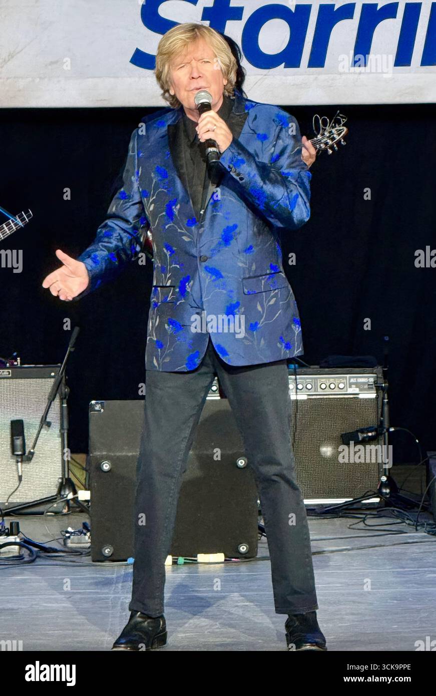 9/2025 Hiolmdel, NJ Hermans Hermits Frontmann Peter Noone tritt im PNC Bank Arts Center John Barrett/PHOTOlink auf Stockfoto
