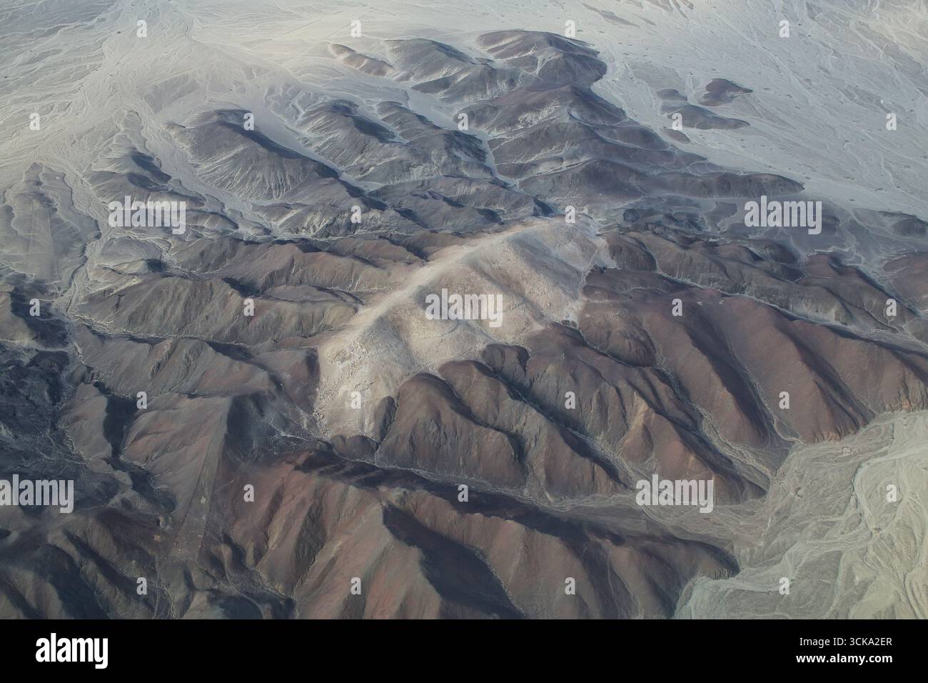 Luftaufnahme der Pampa de Jumana in der Nähe von Nazca in Peru. Stockfoto
