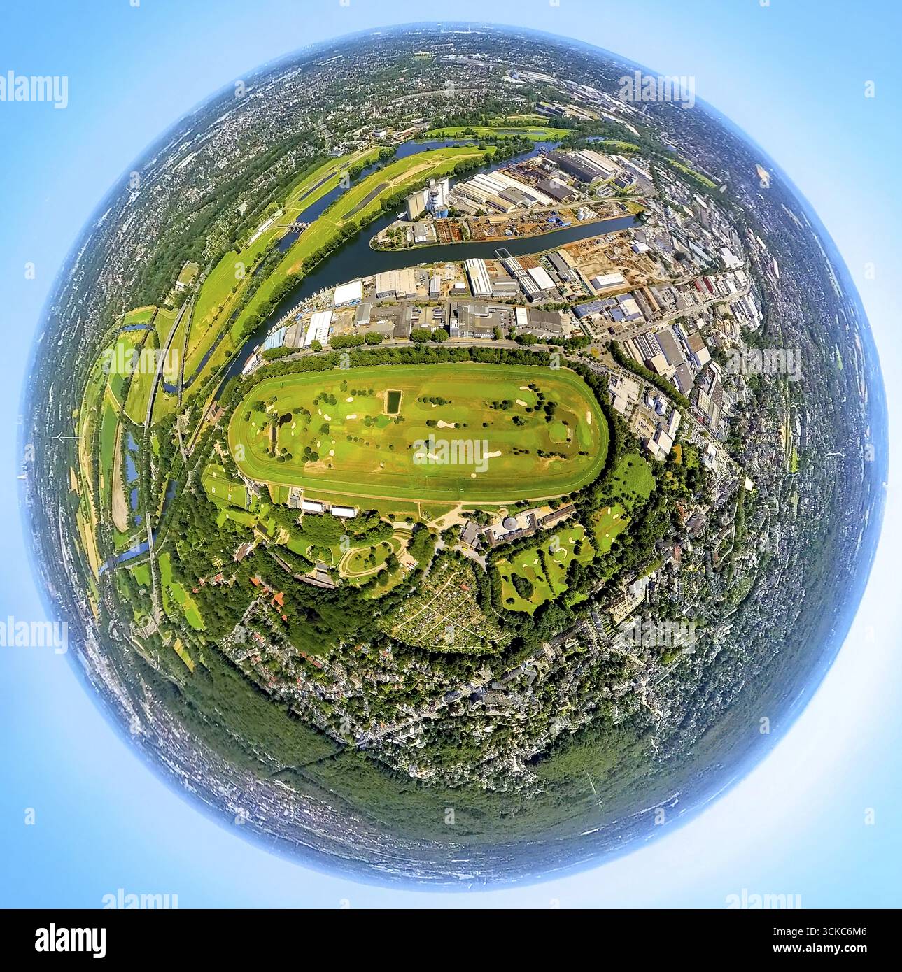 Luftaufnahme, Raffelberg Golfclub Mühlheim an der Ruhr, Pferderennclub Mühlheim an der Ruhr, Globus, Fischaugenschuss, 360 Grad Schuss, winzige Welt, Speld Stockfoto