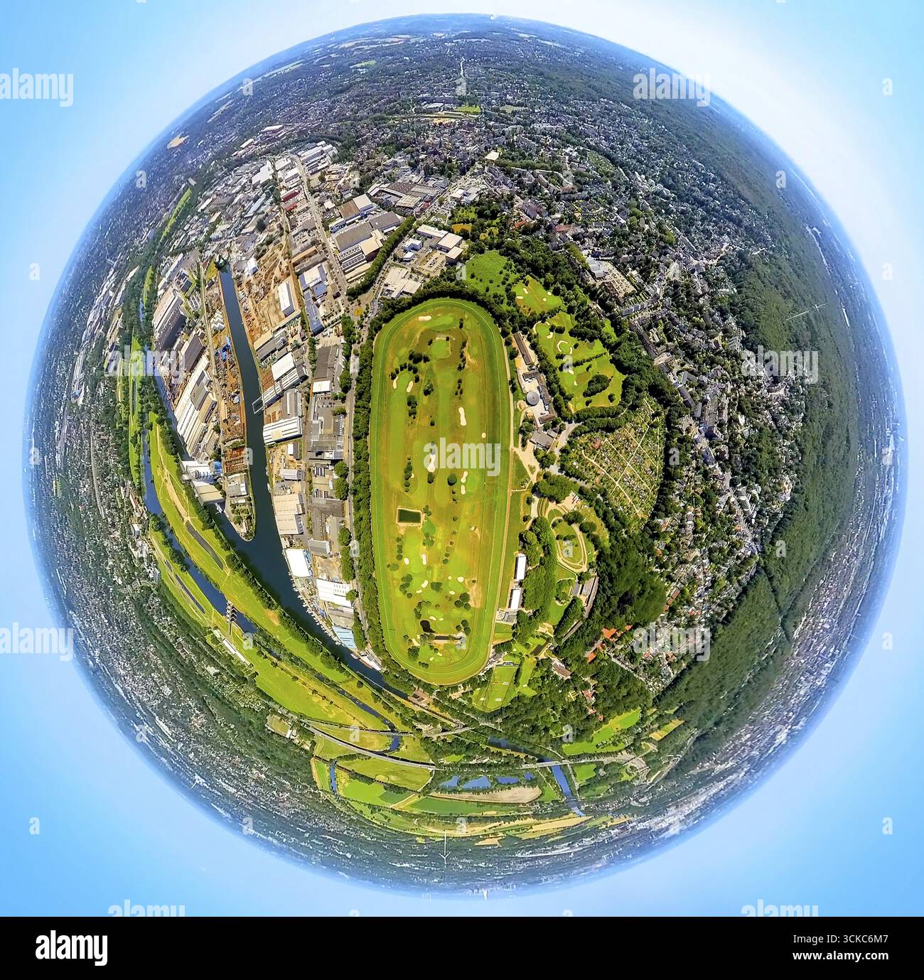 Luftaufnahme, Raffelberg Golfclub Mühlheim an der Ruhr, Pferderennclub Mühlheim an der Ruhr, Globus, Fischaugenschuss, 360 Grad Schuss, winzige Welt, Speld Stockfoto