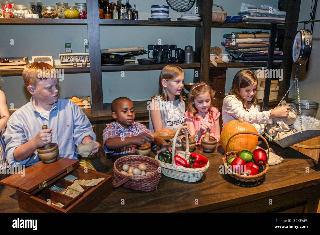 Alabama Madison County, Huntsville, EarlyWorks Kindermuseum, Geschichte, Sammlungen, Ausstellungsausstellung Sammlung, fördern, Produktprodukte Verkauf anzeigen Stockfoto