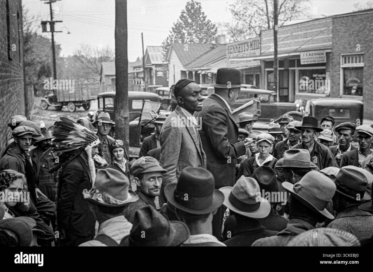 Medizin-Show, Huntingdon, Tennessee, 1935 von Shahn Ben Stockfoto