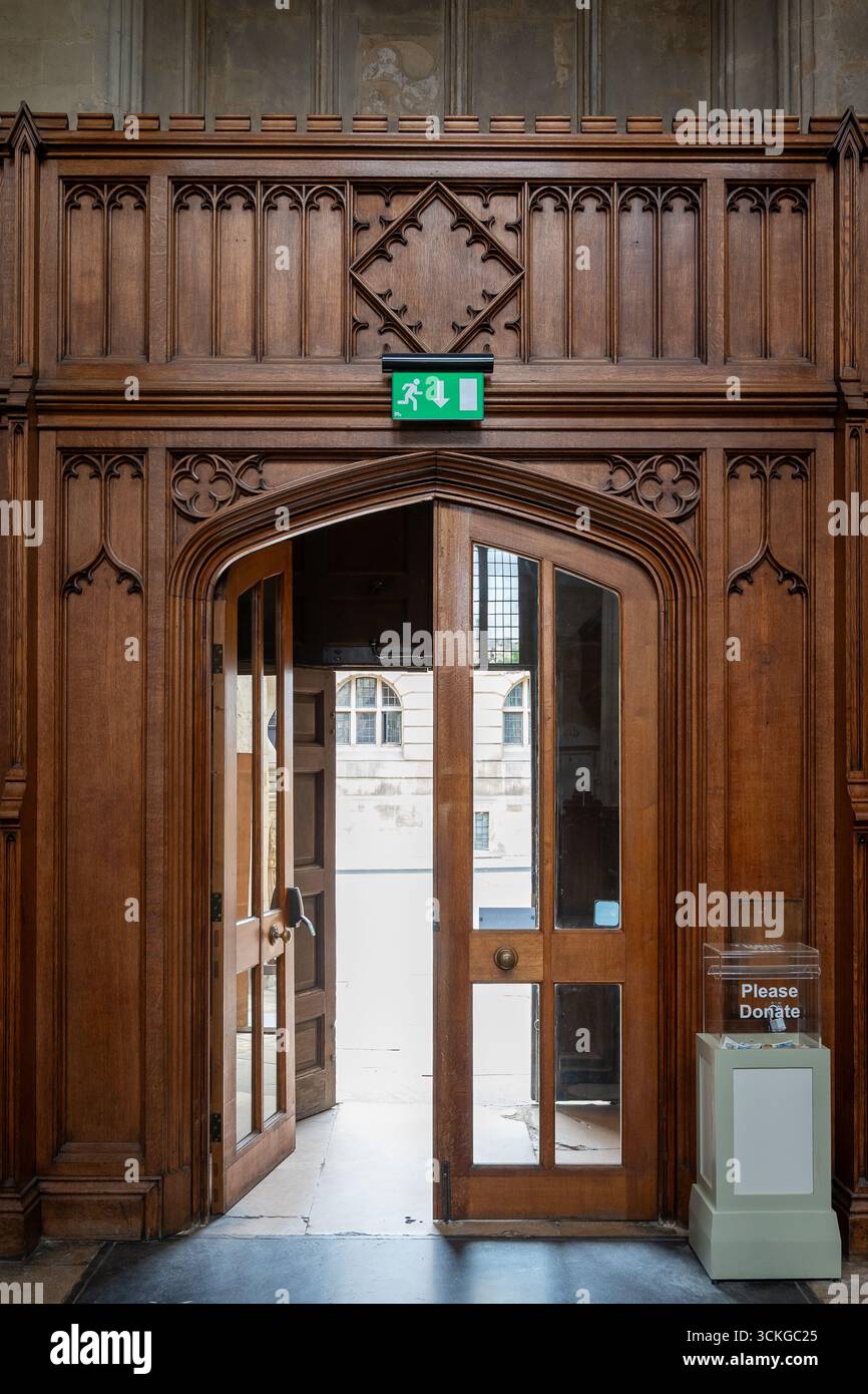 Oxford, Großbritannien 9. Juli 2025 die Universitätskirche St. Mary the Virgin (St. Mary's oder SMV) im Inneren Stockfoto