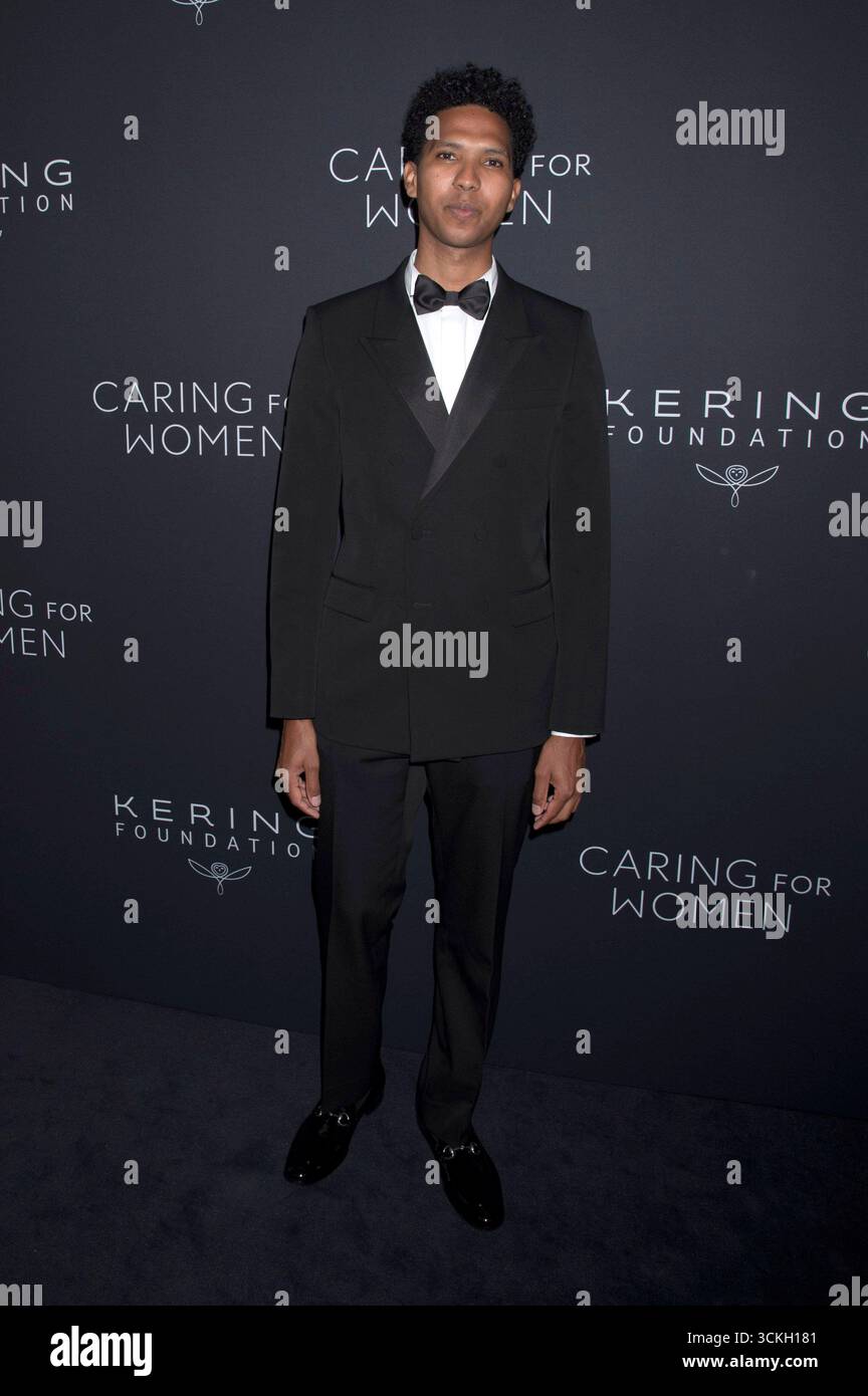 Tyler Mitchell beim Kering Foundation Caring for Women Dinner 2025 im Restaurant The Pool. New York, 11.09.2025 *** Tyler Mitchell bei der Kering Foundation Caring for Women Dinner 2025 im Pool Restaurant New York, 11 09 2025 Foto:XB.xHinex/xFuturexImagex kering 5921 Stockfoto