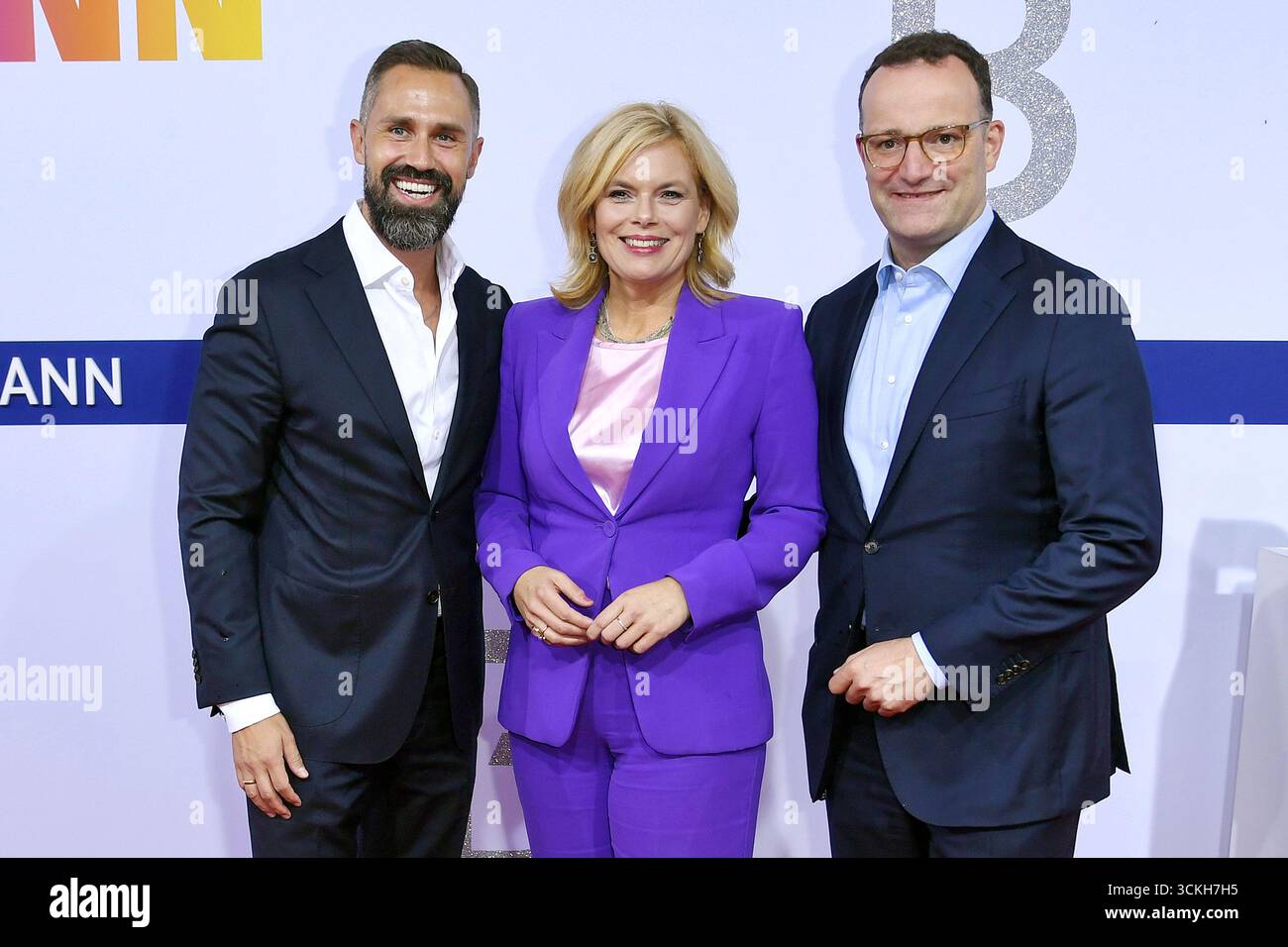 Daniel Funke, Julia Kloeckner und Jens Spahn bei der Bertelsmann Party am 11.09.2025 in Berlin Stockfoto