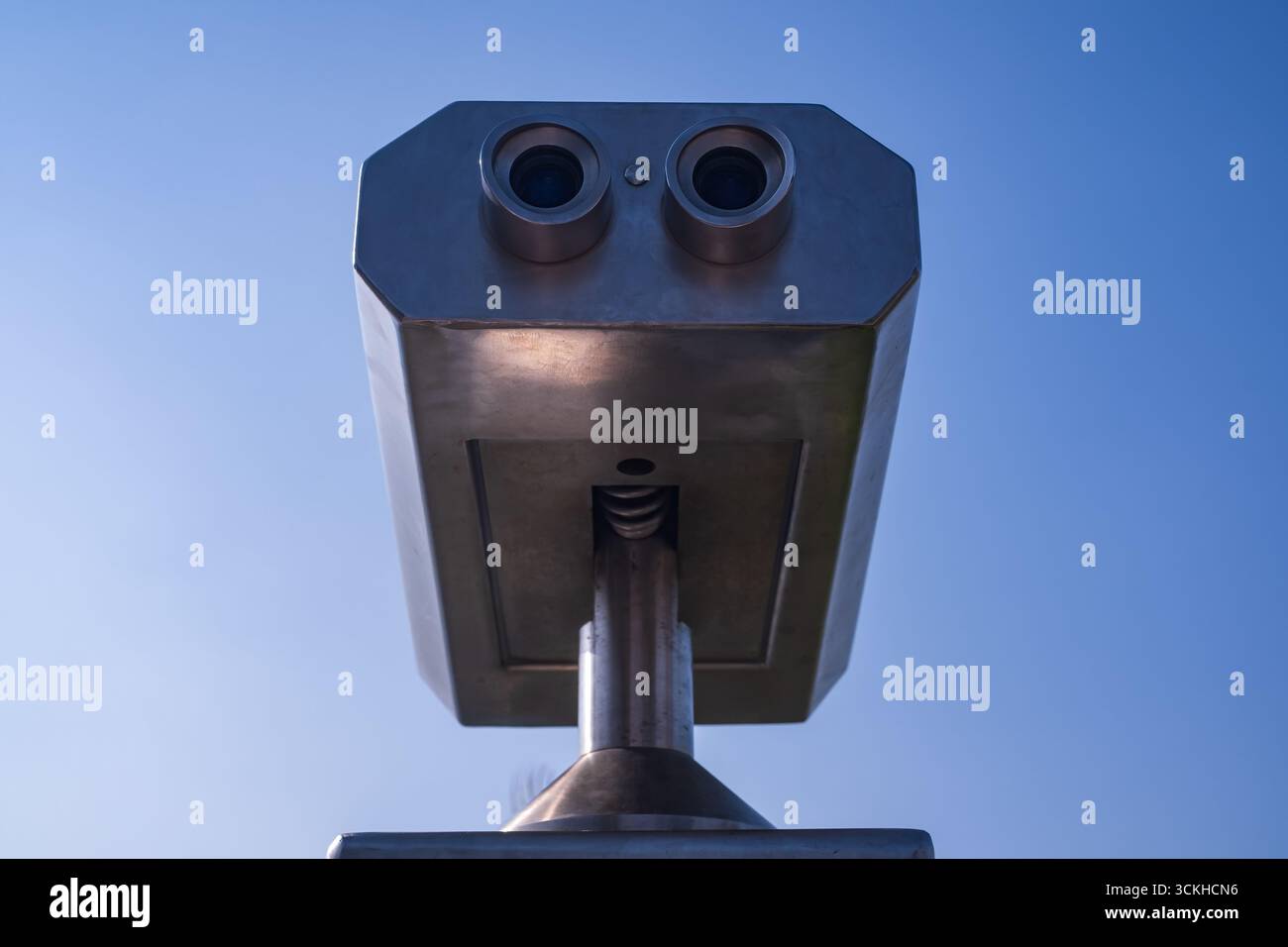 Münzbetriebenes Teleskop aus nächster Nähe Stockfoto