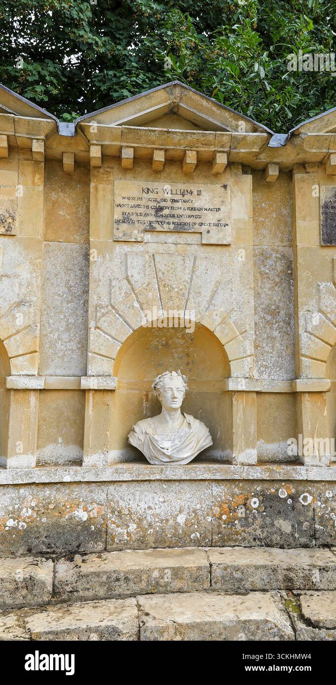 Eine Büste von König Willian dem Dritten im Tempel der British Worthies im Stowe House, Stowe Gardens, Stowe, Buckinghamshire, England, UK Stockfoto