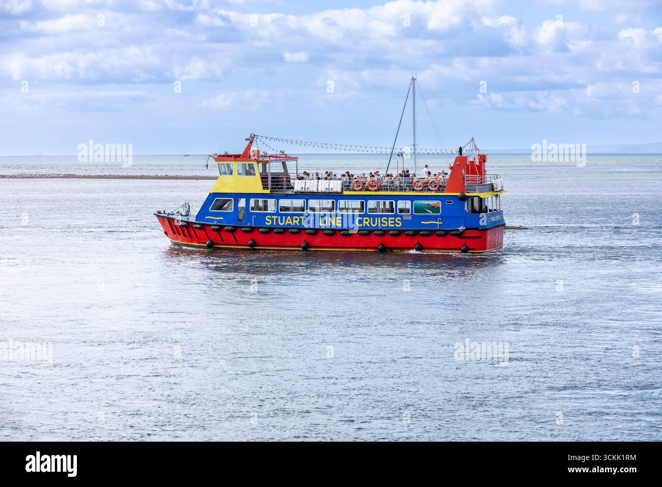 Ein Stuart Line Cruises Boot mit Abfahrt in Exmouth in Devon, Großbritannien Stockfoto