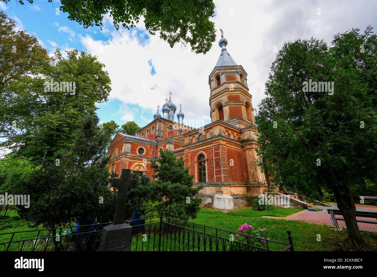 Die orthodoxe Kathedrale St. Isidor in Valga, Estland, im Baltikum Stockfoto