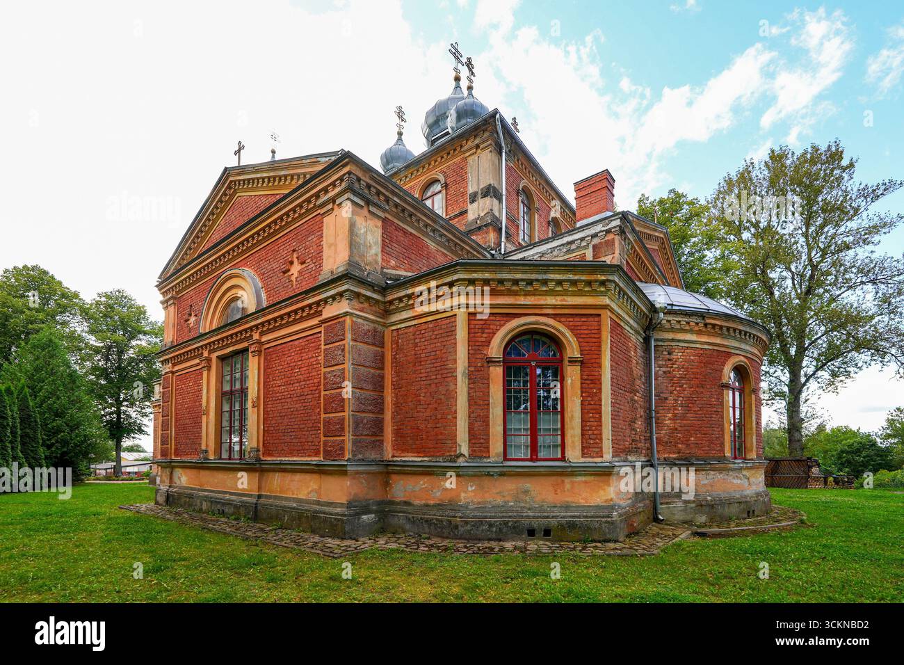 Die orthodoxe Kathedrale St. Isidor in Valga, Estland, im Baltikum Stockfoto