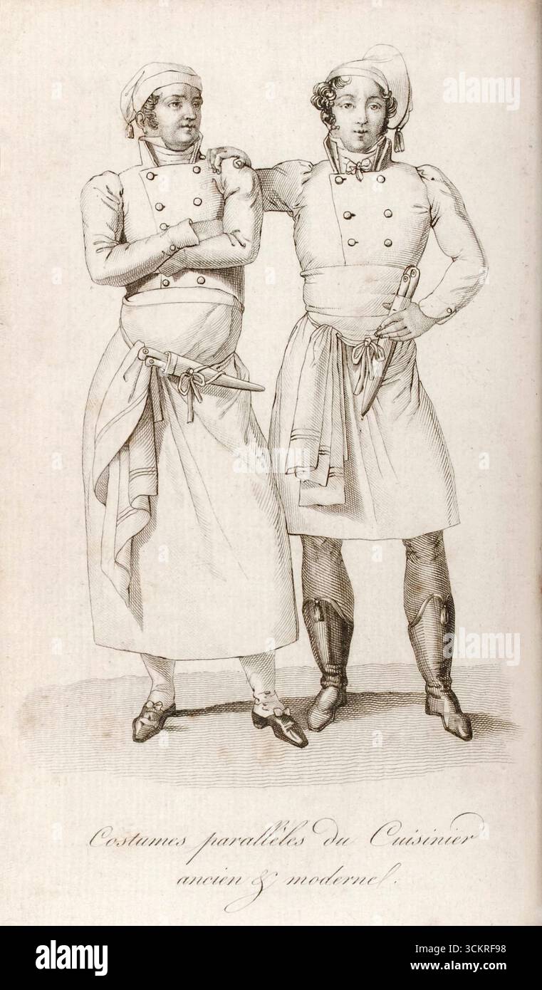Illustration des französischen Künstlers Charles-Frédéric-Alfred Fayot (1797-1861) mit zwei Köchen in kontrastierenden traditionellen und zeitgenössischen Uniformen, wobei die Besonderheiten der Kleidung und der professionellen Werkzeuge aus verschiedenen kulinarischen Epochen hervorgehoben werden. Fotografie aus der Originalausgabe von „Le Maître-d'Hôtel francais, ou Parallèle de la Cuisine ancienne et modern“ aus dem Jahr 1822 von Chefkoch Antonin Carême (1784-1833). Stockfoto