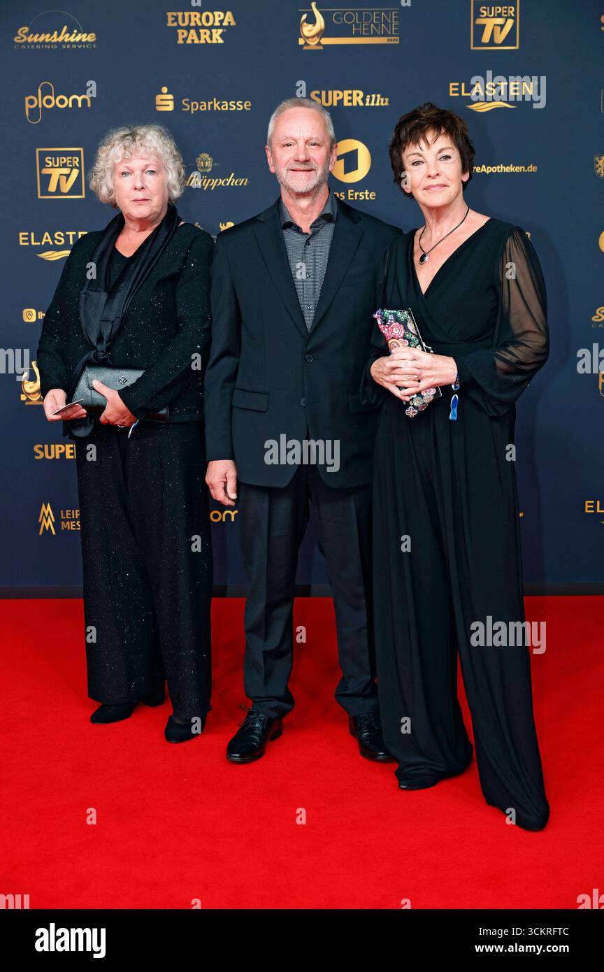 Katrin Sass mit Gästen bei der 31. Verleihung der Goldenen Henne 2025 in der Leipziger Messe. Leipzig, 12.09.2025 *** Katrin Sass mit Gästen bei der 31 Preisverleihung Golden Hen 2025 auf der Leipziger Messe Leipzig, 12 09 2025 Foto:XR.xStoffelsx/xFuturexImagex henne 5453 Stockfoto