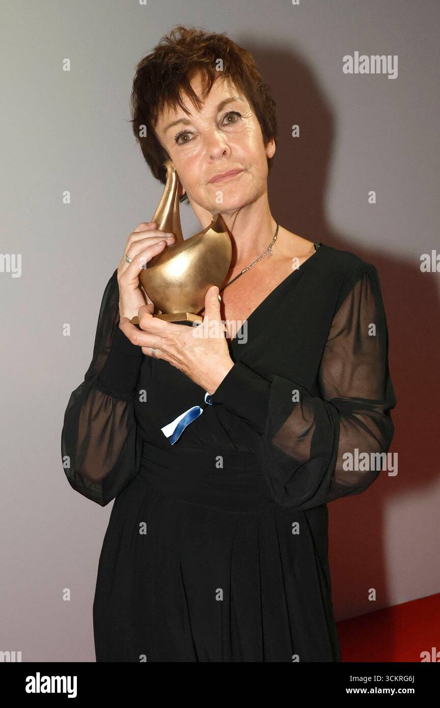 Katrin Sass bei der 31. Verleihung der Goldenen Henne 2025 in der Leipziger Messe. Leipzig, 12.09.2025 *** Katrin Sass bei der Preisverleihung des Goldenen Hen 2025 31 auf der Leipziger Messe Leipzig, 12 09 2025 Foto:XR.xStoffelsx/xFuturexImagex henne 5512 Stockfoto