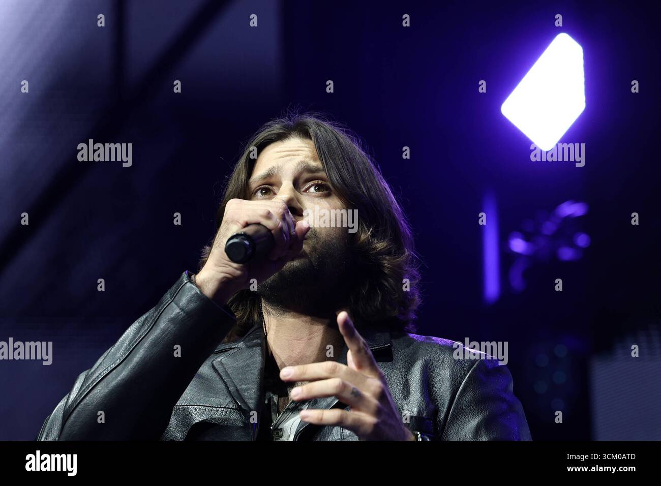 Die Schlagernacht des Jahres - Erfurt NUR FUER REDAKTIONELLE ZWECKE 13.09.2025, Erfurt, die Schlagernacht des Jahres im Bild: Julian Reim *** die Hit-Song-Nacht des Jahres Erfurt FÜR REDAKTIONELLE ZWECKE NUR 13 09 2025, Erfurt, die Hit-Song-Nacht des Jahres im Bild Julian Reim Stockfoto Die Schlagernacht des Jahres - Erfurt NUR FUER REDAKTIONELLE ZWECKE 13.09.2025, Erfurt, die Schlagernacht des Jahres im Bild: Julian Reim *** die Hit-Song-Nacht des Jahres Erfurt FÜR REDAKTIONELLE ZWECKE NUR 13 09 2025, Erfurt, die Hit-Song-Nacht des Jahres im Bild Julian Reim Stockfoto