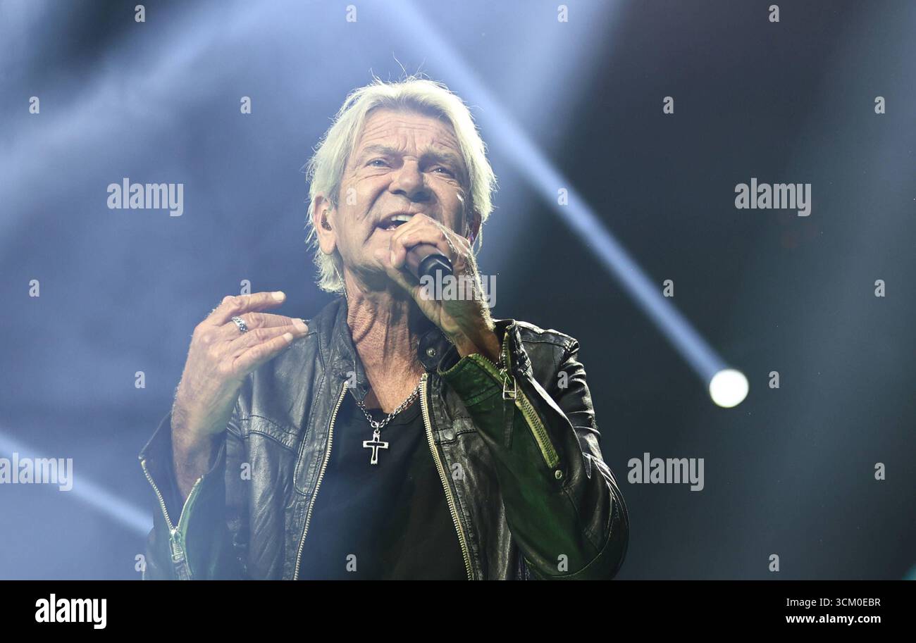 Die Schlagernacht des Jahres - Erfurt NUR FUER REDAKTIONELLE ZWECKE 13.09.2025, Erfurt, die Schlagernacht des Jahres im Bild: Matthias Reim *** die Hit-Song-Nacht des Jahres Erfurt FÜR REDAKTIONELLE ZWECKE NUR 13 09 2025, Erfurt, die Hit-Song-Nacht des Jahres im Bild Matthias Reim Stockfoto Die Schlagernacht des Jahres - Erfurt NUR FUER REDAKTIONELLE ZWECKE 13.09.2025, Erfurt, die Schlagernacht des Jahres im Bild: Matthias Reim *** die Hit-Song-Nacht des Jahres Erfurt FÜR REDAKTIONELLE ZWECKE NUR 13 09 2025, Erfurt, die Hit-Song-Nacht des Jahres im Bild Matthias Reim Stockfoto